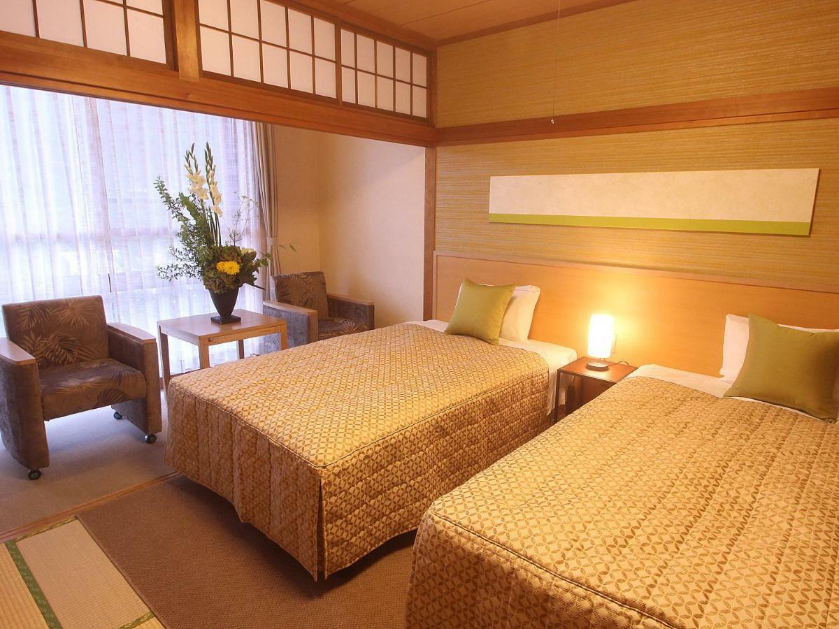 Hotel Wellness Suzukaji Komono Kültér fotó